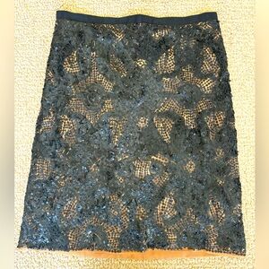 Women’s sequin skirt in excellent condition.